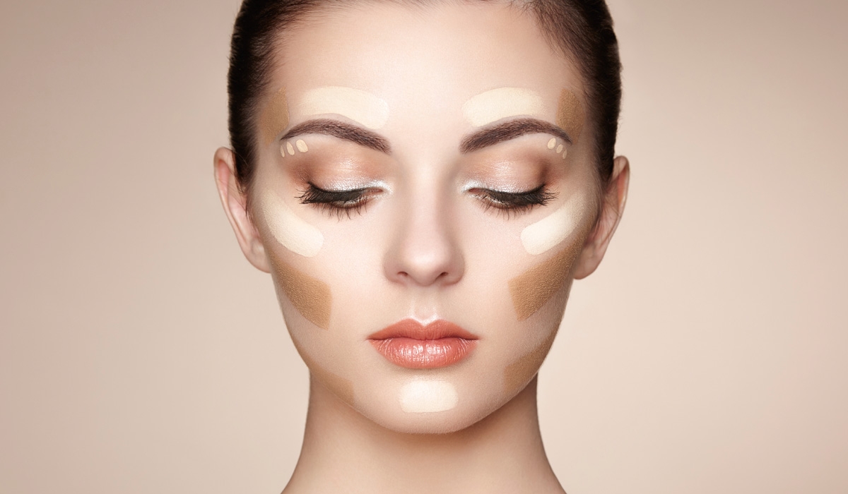 5 روش خانگی ساده برای لیفت صورت با آرایش